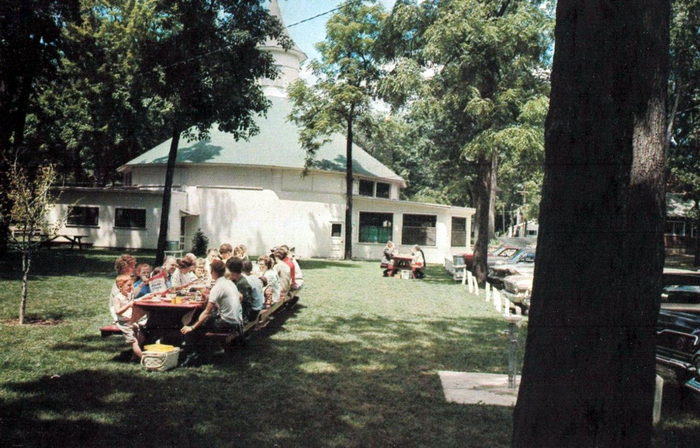 Gull Lake Ministries (Gull Lake Bible Conference) - Vintage Postcard (newer photo)